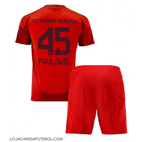 Camisa de Futebol Bayern Munich Aleksandar Pavlovic #45 Equipamento Principal Infantil 2024-25 Manga Curta (+ Calças curtas)